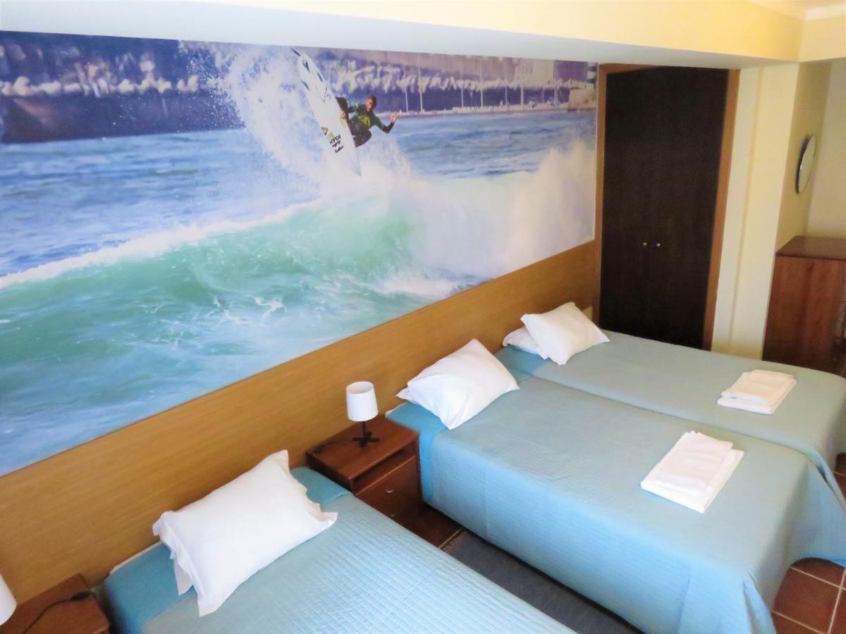 Supertubos Beach Hostel Atouguia Da Baleia Exterior photo