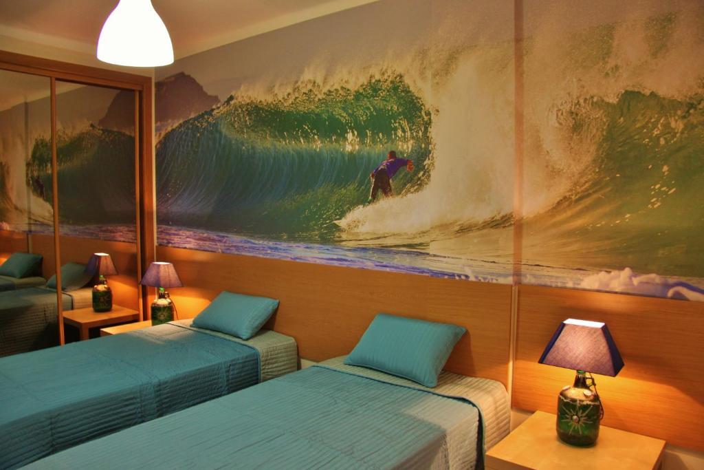 Supertubos Beach Hostel Atouguia Da Baleia Room photo